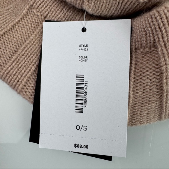 C Bloomingdales 100% Cashmere French Beret Hat Beige Tan Ribbed Knit Soft Warm - Picture 6 of 7